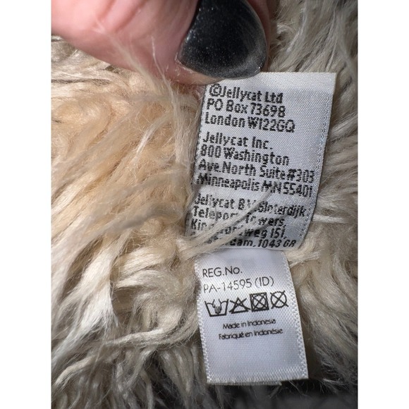 Jelly Cat London Luis Llama - Picture 6 of 9